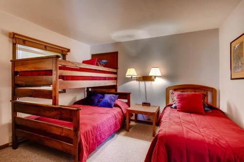 2 Br Sleeps 5 People With Mountain Views Condo - image 12