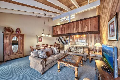 621 Lakeview - image 10