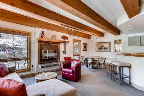Elegantly Styled Plaza Condo Condo in Crested Butte, USA