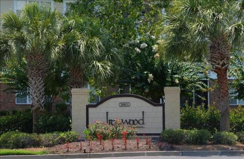 714 Ironwood Condo