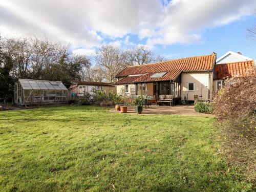 Ivy House Barn