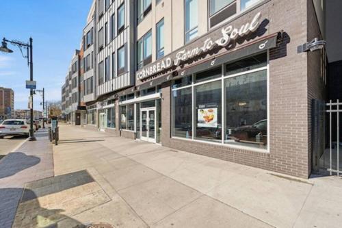 Entire Apt/2bd 2bth/Amer. Dream Mall/Nyc/EWR Airpt in Newark, USA
