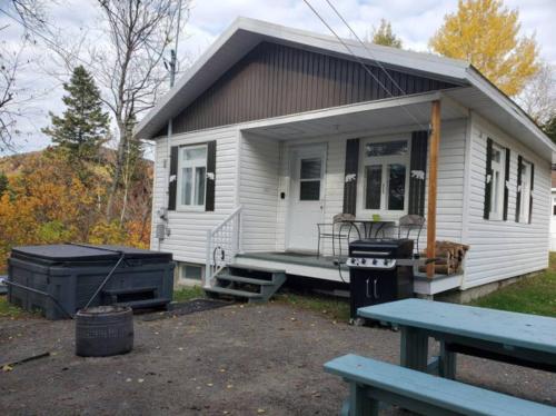 Les Refuges des Monts - Chalet - Saint-Tite-des-Caps