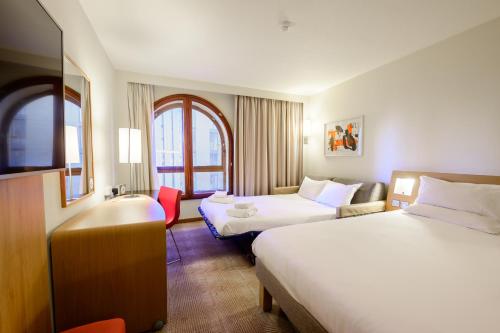room detail thumbnail 0