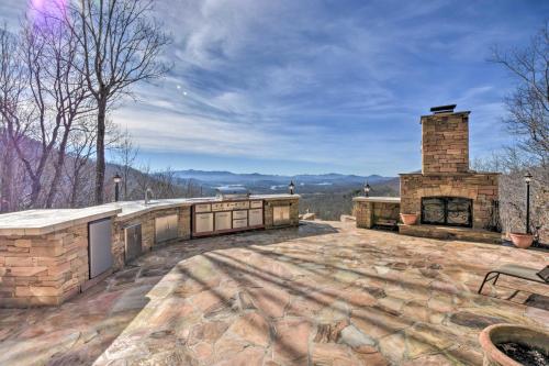 Cozy Vacation Rental Near Lake Chatuge! in Hayesville, USA