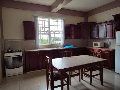 Iso’s Vacation Rental Apartment #10 in Portsmouth