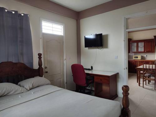 Iso’s Vacation Rental Apartment #10 in Portsmouth