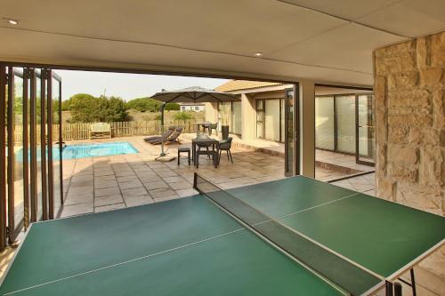 Bailee's Place Langebaan 6-sleeper - image 4