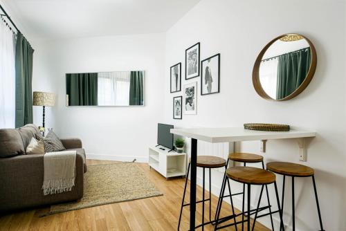 Konuk Odası, Charming 1 bedroom apartment (+ sofa bed) in Central Bristol in Lawrence Hill