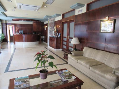 Vestíbulo, Hotel Virgen del Camino Pontevedra in Pontevedra