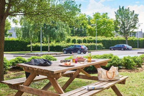 Vườn, Unisotel Colmar Parc Des Exposition EX F1 in Colmar