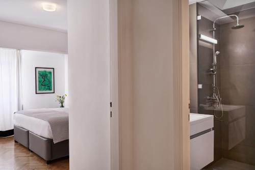 Parthenon Apartment - image 12