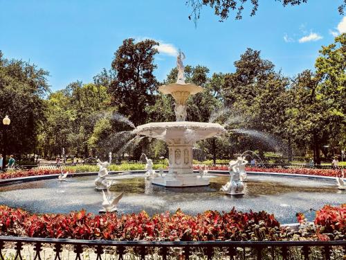 Staybridge Suites Savannah Historic District