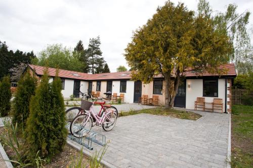 The Bearded Goat Den - A rural retreat at this modern holiday cottage