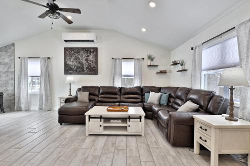 Rutland's Hidden Gem- 2 BR 1BA Renovated Home Close to Everything home in รัตแลนด์ (VT)