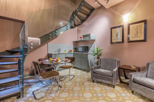 House of W Room Type - Duplex Apartment