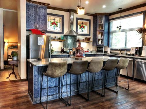 C25, Four bedroom, 4 1 2 bath luxury log-sided cottage with hot tub cottage, Mount Ida (foto 9)