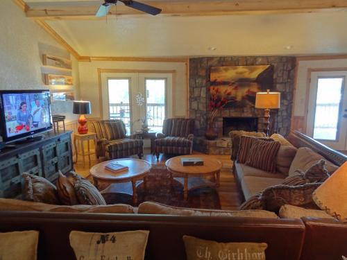 C22, a luxury, three bedroom, three bath Harbor North cottage overlooking the lake cottage, Mount Ida (zdjęcie 8)