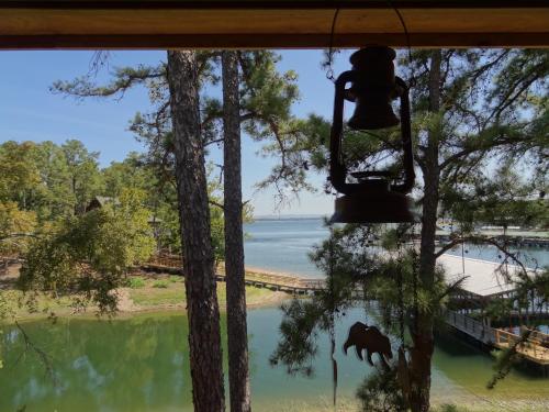 C22, a luxury, three bedroom, three bath Harbor North cottage overlooking the lake cottage, Mount Ida (zdjęcie 7)