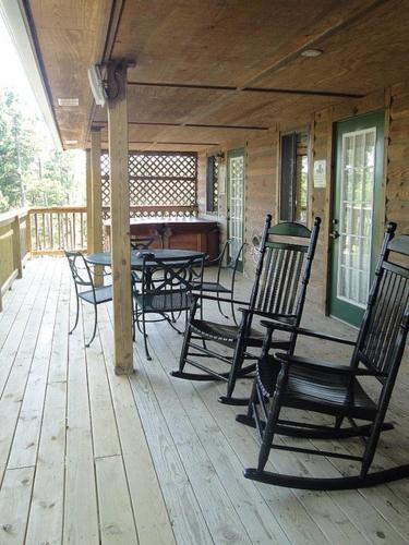 C16, Two bedroom, two bath, log-sided Harbor North luxury cottage with hot tub overlooking Lake Ouachita, Mount Ida (Foto 9)