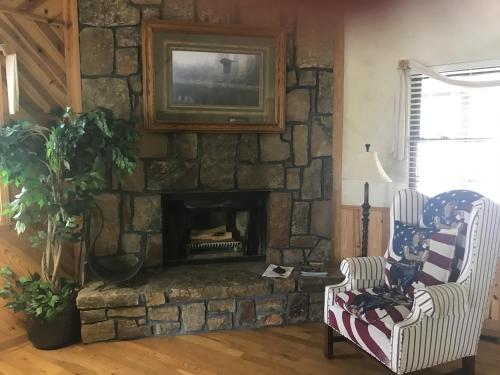 C11 - Lake view two bedroom, two bath Harbor North luxuryloft cottage with private hot tub overlooking Lake Ouachita, Mount Ida (fotografie 9)