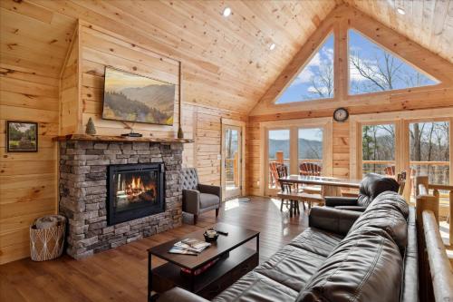 Above the Summit cabin in Sevierville, USA