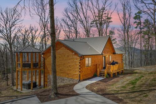 Above the Summit cabin in Sevierville, USA