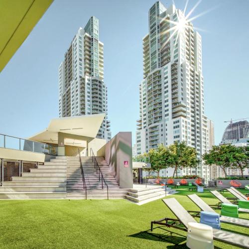 Stay High! Stay in the Sky! Exclusive Miami Condo!