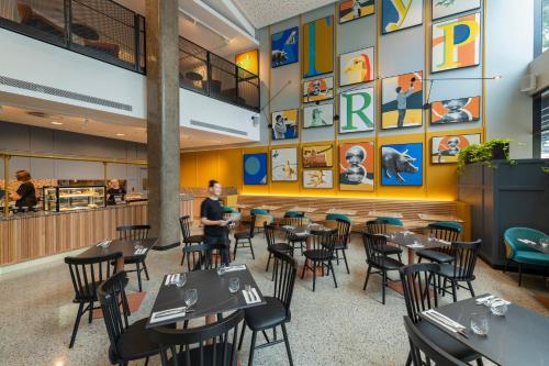Ravintola, TRYP by Wyndham Pulteney Street Adelaide in Adelaide