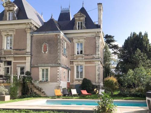 Maison de maître avec piscine et jardin - cœur des Coteaux du Layon, proche Angers et Saumur - FR-1-622-55 chambre d'hôte Grand Bonnezeaux