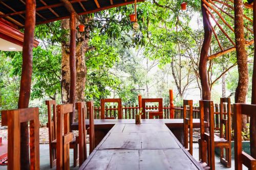 Restaurant, Bambara Ella Agro Resort & Camping in Haputale