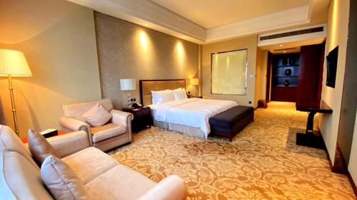 Holiday Inn Foshan Nanhai Central, an IHG Hotel