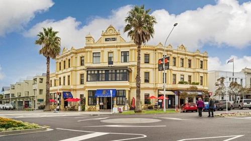 The Esplanade Hotel, Auckland