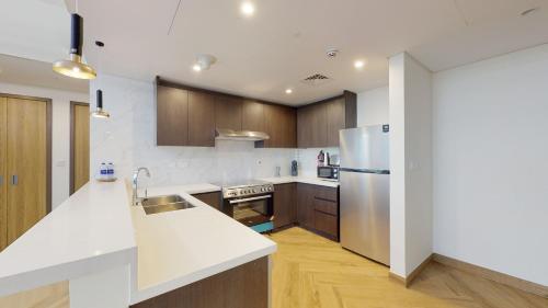 Primestay - Brand New 1BR with Modern Amenities Near to Metro - image 5