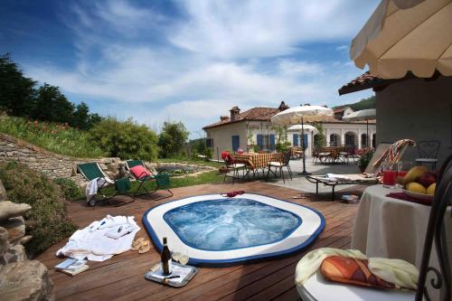 Bañera de hidromasaje, Marcarini Agriturismo in Neviglie