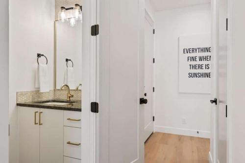 Laguna Beach townhouse - image 8