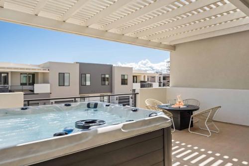 Casa Lua townhouse thumb 2