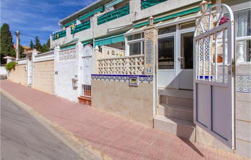 Beautiful home in Torrevieja with WiFi and 2 Bedrooms