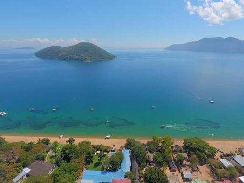 Plaj, Tranquilo Resorts Limited - Cape Maclear in Cape Maclear