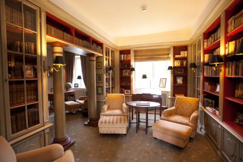 Schloss Auel Boutique Hotel & Design Golf Lodge 3