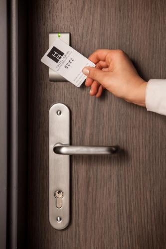 Hotel Artis - image 5