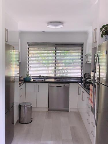 kuhinja, Home Away From Home-(Room1) in Ashmore