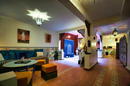Keriad - Magnifique Riad - Rooftop - 8 Px, Aourir (fotografie 11)