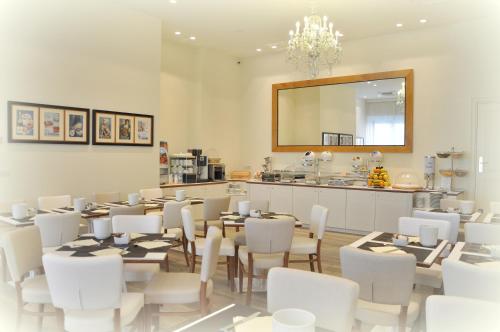 Hotel Italia - image 6