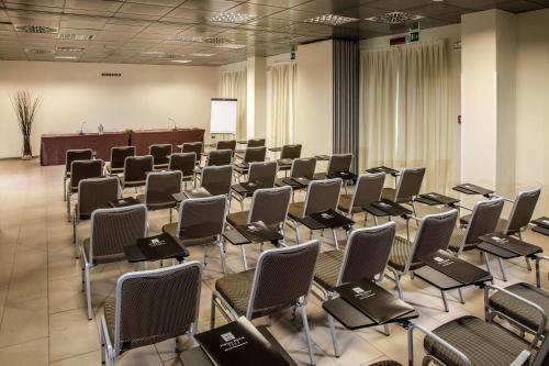 Hotel Artis - image 9