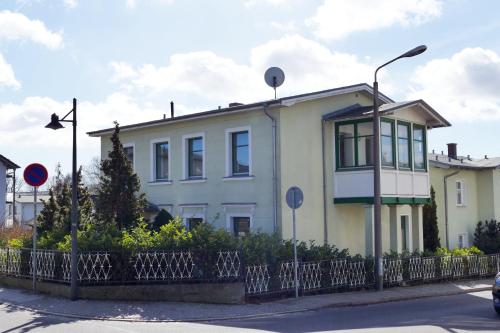 Ferienwohnungen Kaiserstraße - image 2