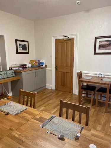 Church Hill House - image 7