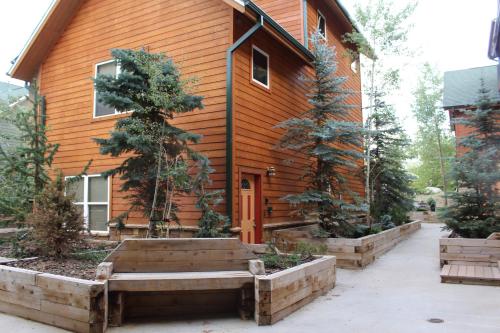 B-1 Bears Den Condo in Frisco, USA
