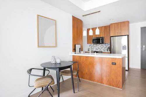 Downtown 1BR w WD Gym nr Grand Central Mkt LAX-371, Лос-Анджелес (фото 4)