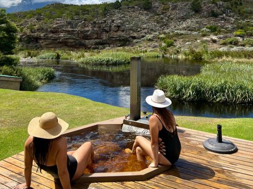 Rivers Own Guest Lodge in Sungai Breede